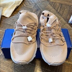 Seekway Light Pink Mesh water shoes